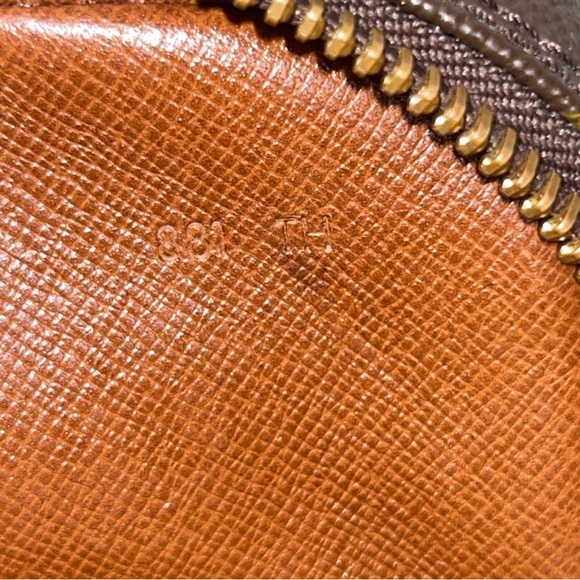 Louis Vuitton Monogram Amazon crossbody bag - Picture 12 of 14